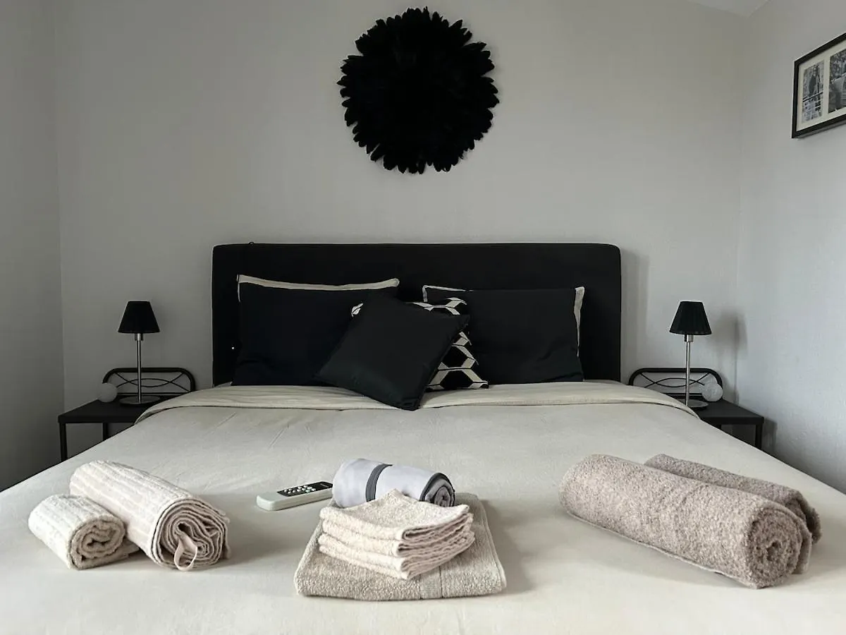 Luxurious 2-Bedroom, 2-Bathroom Duplex Nikiti  Greece