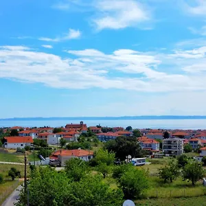 Daire Twins Yard, Nikiti (Sithonia)